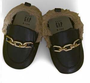 babyGap Faux-Fur Lined Chain Loafers Black 6-12 Months